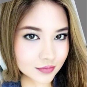 Meet your Posher, Daniela